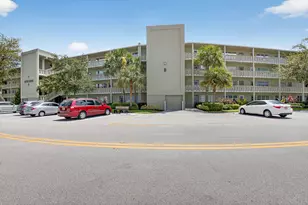 1037 Berkshire B, Deerfield Beach, FL 33442 - Photo 18