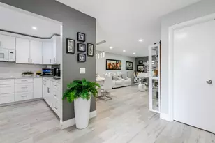 403 Northgate Ct, West Palm Beach, FL 33411 - Photo 4