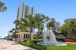3000 N Ocean Dr, Singer Island, FL 33404 - Photo 56