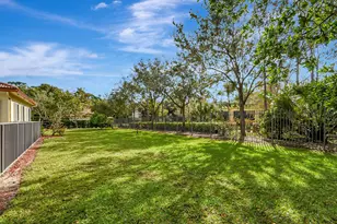 8123 Woodslanding Trail, West Palm Beach, FL 33411 - Photo 36