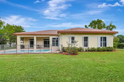 8123 Woodslanding Trail, West Palm Beach, FL 33411 - Photo 38