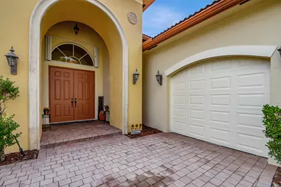 8123 Woodslanding Trail, West Palm Beach, FL 33411 - Photo 4