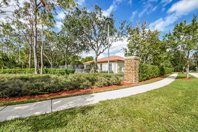 8123 Woodslanding Trail, West Palm Beach, FL 33411 - Photo 48