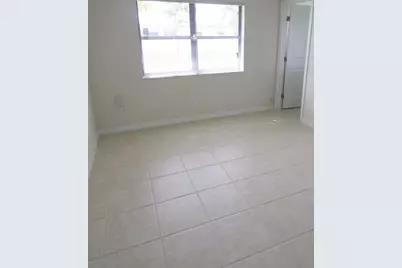 2256 SE East Dunbrooke Circle, Port Saint Lucie, FL 34952 - Photo 12