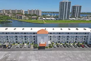 20 Yacht Club Dr, North Palm Beach, FL 33408 - Photo 2