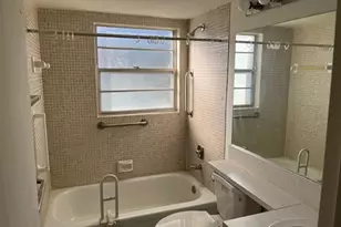 266 Brighton G, Boca Raton, FL 33434 - Photo 8