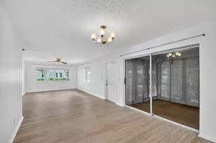 10138 S 45th Terrace, Boynton Beach, FL 33436 - Photo 2