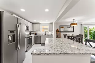 720 N Dixie Hwy, Lantana, FL 33462 - Photo 2