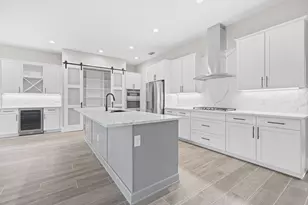 179 SE Via Lago Garda, Port Saint Lucie, FL 34952 - Photo 4