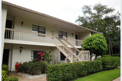 20 Westgate Lane #F, Boynton Beach, FL 33436 - Photo 1