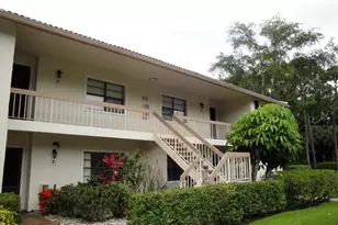 20 Westgate Ln, Boynton Beach, FL 33436 - Photo 1