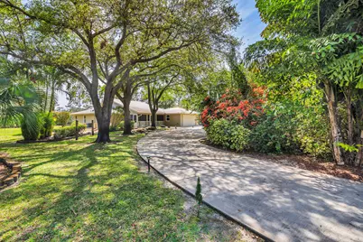 14204 Broken Wing Lane, Palm Beach Gardens, FL 33418 - Photo 2