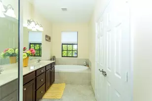 10426 Wellington Parc Dr, Wellington, FL 33449 - Photo 8