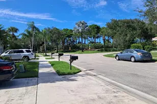 7260 SE Magellan Ln, Stuart, FL 34997 - Photo 4