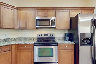 2558 SE Pineland Dr, Port Saint Lucie, FL 34952 - Photo 16