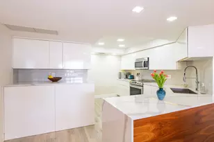 2400 Presidential Way, West Palm Beach, FL 33401 - Photo 2