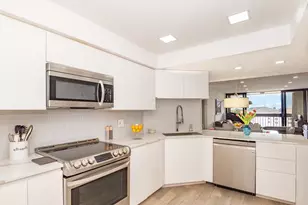 2400 Presidential Way, West Palm Beach, FL 33401 - Photo 10