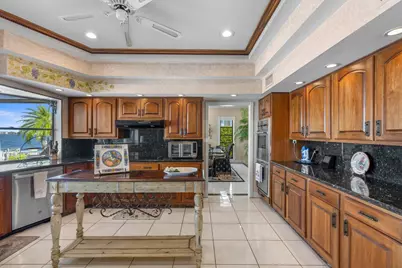 1010 Pine Point Road, Riviera Beach, FL 33404 - Photo 38