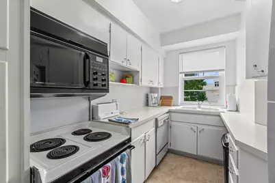 100 N Ocean Boulevard #105, Delray Beach, FL 33483 - Photo 10