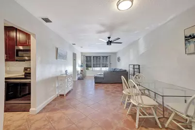 2400 NE 33rd Avenue #211, Fort Lauderdale, FL 33305 - Photo 6
