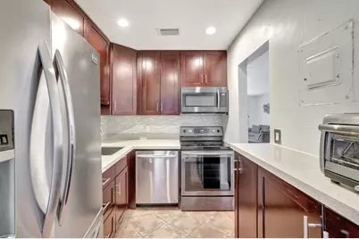2400 NE 33rd Avenue #211, Fort Lauderdale, FL 33305 - Photo 14