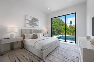 335 NE 5th St, Boca Raton, FL 33432 - Photo 16