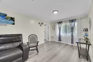 804 Holly Ave, Fort Pierce, FL 34982 - Photo 8