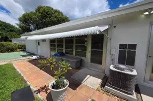 7205 W Oakridge Cir, Lantana, FL 33462 - Photo 16