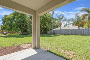 2550 SE Rock Springs Dr, Port Saint Lucie, FL 34952 - Photo 40