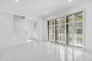 7115 Edison Pl, Palm Beach Gardens, FL 33418 - Photo 4