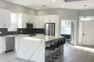 304 NW Bentley Cir, Port Saint Lucie, FL 34986 - Photo 2