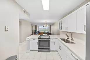 4539 Luxemburg Ct, Lake Worth, FL 33467 - Photo 1