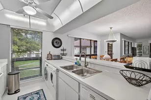 134 Brackenwood Rd, Palm Beach Gardens, FL 33418 - Photo 12