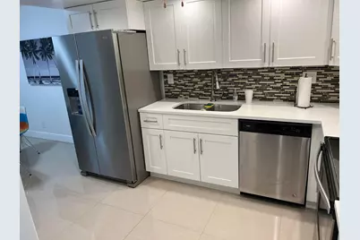 7370 Orangewood Lane #204, Boca Raton, FL 33433 - Photo 8