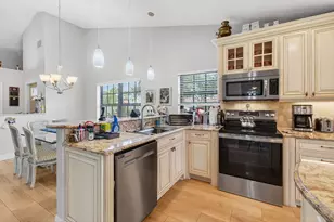 5834 Parkwalk Cir W, Boynton Beach, FL 33472 - Photo 14