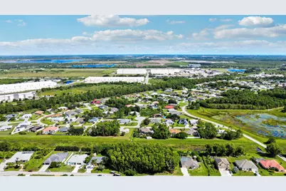 5488 NW Boydga Avenue, Port Saint Lucie, FL 34986 - Photo 4