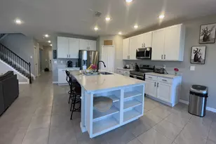 10638 SW Vasari Way, Port Saint Lucie, FL 34987 - Photo 18