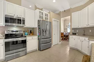 11880 Torreyanna Cir, West Palm Beach, FL 33412 - Photo 14