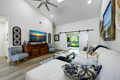 10976 SE Sea Pines Circle, Hobe Sound, FL 33455 - Photo 2