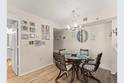 1590 S 42nd Circle #208, Vero Beach, FL 32967 - Photo 8