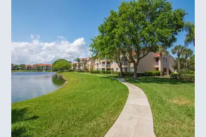 1590 S 42nd Circle #208, Vero Beach, FL 32967 - Photo 38