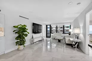 5225 Collins Ave, Miami Beach, FL 33140 - Photo 2