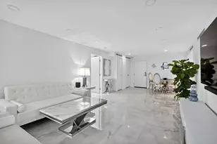 5225 Collins Ave, Miami Beach, FL 33140 - Photo 4