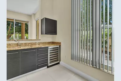 550 Okeechobee Boulevard #122, West Palm Beach, FL 33401 - Photo 8