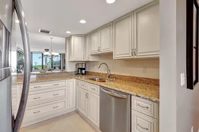 5055 N Highway A1A #205, Hutchinson Island, FL 34949 - Photo 8