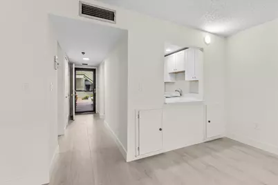 5413 SE Miles Grant Road #G-104, Stuart, FL 34997 - Photo 10