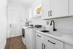 320 Charroux Dr, Palm Beach Gardens, FL 33410 - Photo 16