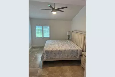 2102 N Maplewood Drive, Greenacres, FL 33415 - Photo 8