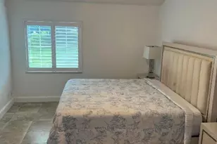 2102 N Maplewood Dr, Greenacres, FL 33415 - Photo 8