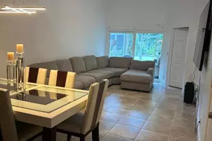 2102 N Maplewood Dr, Greenacres, FL 33415 - Photo 20